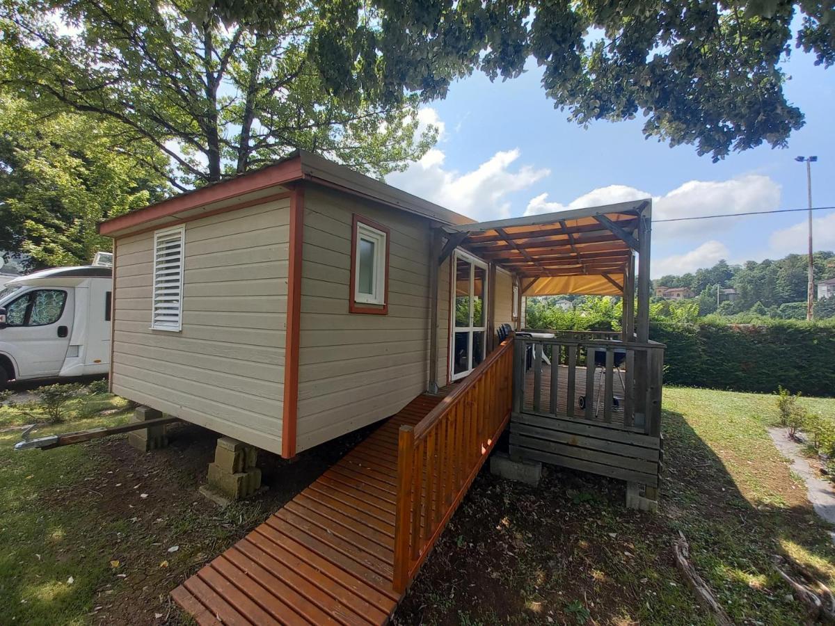 Camping Onlycamp Du Rouergue Villefranche-de-Rouergue Buitenkant foto